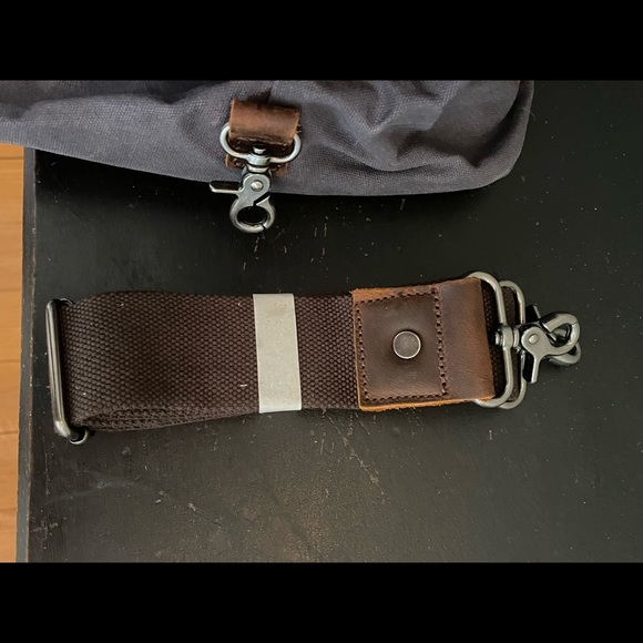 Gray Cavas/Leather Weekend BAG with leather handles&removable/adjustable strap. - Picture 5 of 12